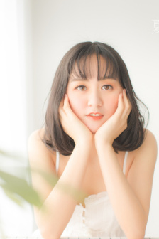 芳草地论坛
